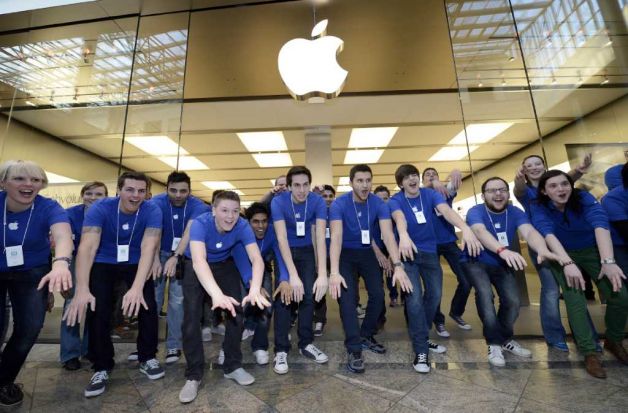 Apple Employees Get Great Discounts.  Got Any Openings?